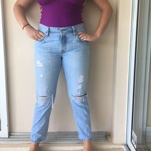Vintage Levi ripped boyfriend jeans 👖